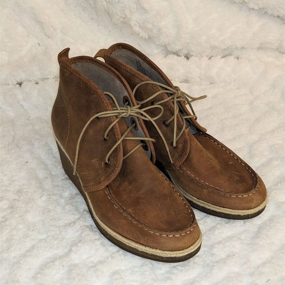 OluKai Wali Brown Leather Chukka Wedge Boots Women's Size 7 EU 37